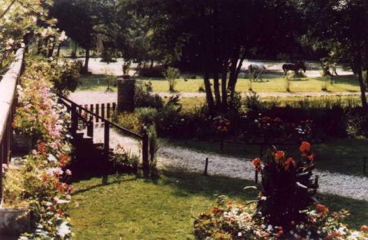 Moulin de Beaupr - le chemin